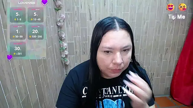 solyeria online show from March 5, 2026, 9:16 am