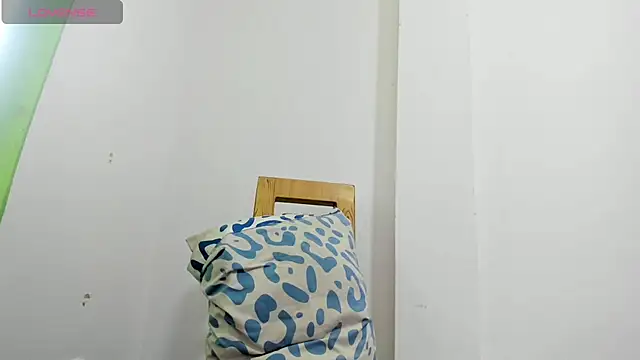 Snapshot of Kayla_sofip01 chatting on December 8, 2024, 8:04 pm Kayla sofip01 online show from December 8, 2024, 8:04 pm