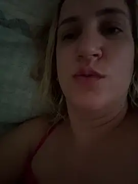 Snapshot of Bia_sexynovaes chatting on January 14, 2025, 9:35 am Bia sexynovaes online show from January 14, 2025, 9:35 am