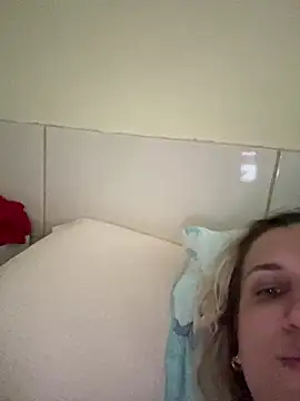 Snapshot of Bia_sexynovaes chatting on January 18, 2025, 7:26 pm Bia sexynovaes online show from January 18, 2025, 7:26 pm