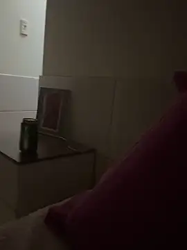 Snapshot of Bia_sexynovaes chatting on February 20, 2025, 1:36 am Bia sexynovaes online show from February 20, 2025, 1:36 am