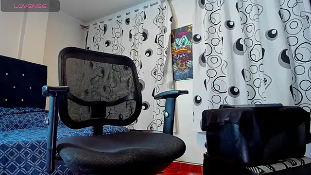 Giomar Reyes online show from October 9, 2025, 4:32 am