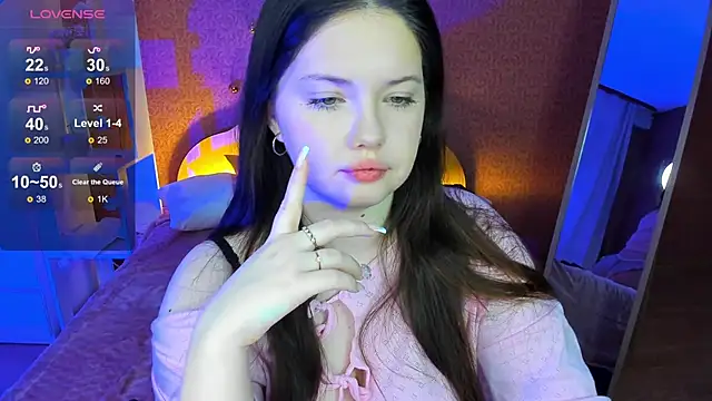 Snapshot of Rina_Bailey chatting on December 16, 2024, 1:10 am Rina Bailey online show from December 16, 2024, 1:10 am