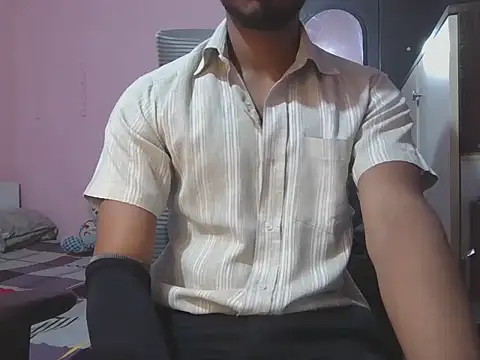 KissesBoyAD online show from September 28, 2025, 3:17 pm