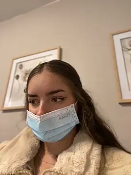 imlindapink online show from January 31, 2025, 4:17 pm