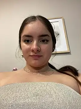 imlindapink online show from March 11, 2025, 10:53 pm