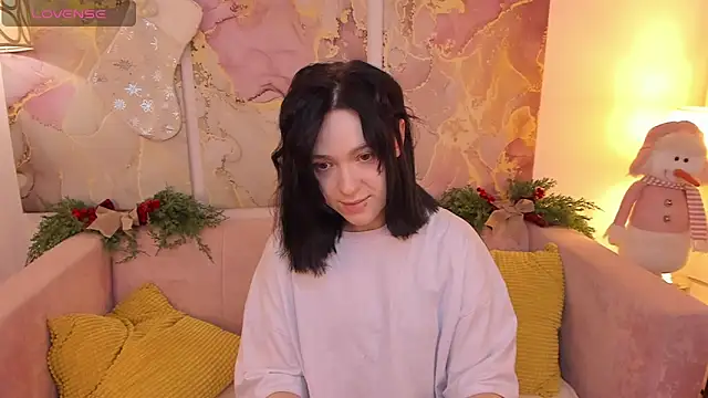 Snapshot of fiamoory chatting on December 24, 2024, 4:33 am fiamoory online show from December 24, 2024, 4:33 am