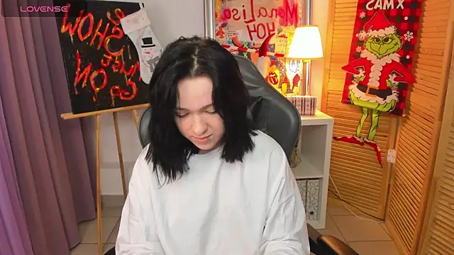 Snapshot of fiamoory chatting on December 28, 2024, 4:30 am fiamoory online show from December 28, 2024, 4:30 am