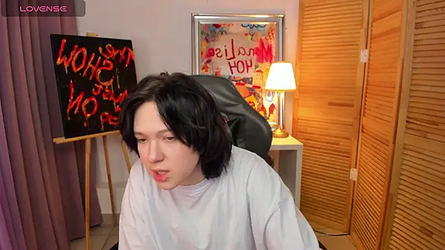 Snapshot of fiamoory chatting on January 12, 2025, 1:11 am fiamoory online show from January 12, 2025, 1:11 am