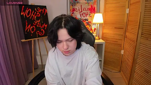 Snapshot of fiamoory chatting on January 12, 2025, 4:21 am fiamoory online show from January 12, 2025, 4:21 am