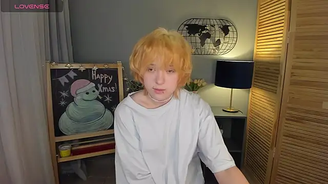 Snapshot of fiamoory chatting on January 17, 2025, 7:30 am fiamoory online show from January 17, 2025, 7:30 am