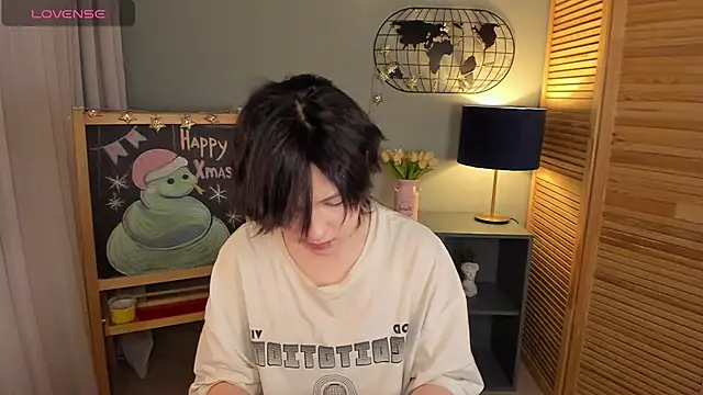 Snapshot of fiamoory chatting on February 1, 2025, 1:23 am fiamoory online show from February 1, 2025, 1:23 am