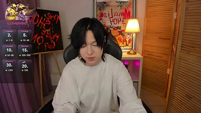 Snapshot of fiamoory chatting on February 3, 2025, 1:30 am fiamoory online show from February 3, 2025, 1:30 am