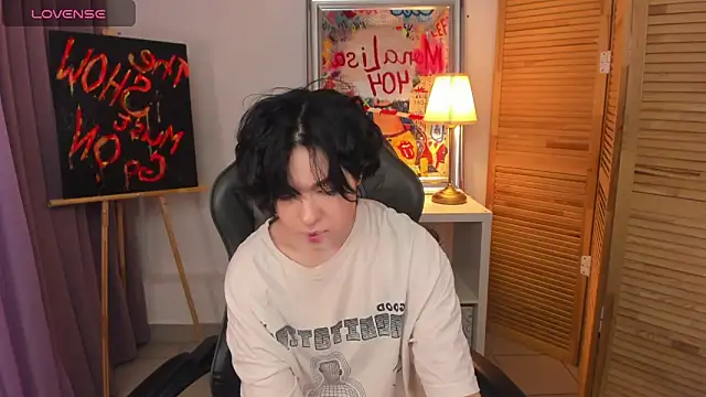 Snapshot of fiamoory chatting on February 10, 2025, 4:30 am fiamoory online show from February 10, 2025, 4:30 am