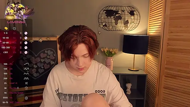 Snapshot of fiamoory chatting on February 15, 2025, 8:44 am fiamoory online show from February 15, 2025, 8:44 am