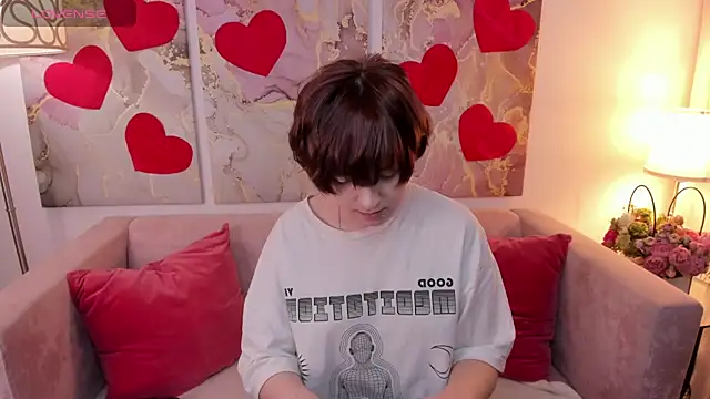 Snapshot of fiamoory chatting on February 17, 2025, 7:37 am fiamoory online show from February 17, 2025, 7:37 am