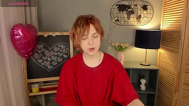 Snapshot of fiamoory chatting on March 1, 2025, 1:11 am fiamoory online show from March 1, 2025, 1:11 am