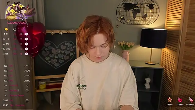 Snapshot of fiamoory chatting on March 3, 2025, 4:36 am fiamoory online show from March 3, 2025, 4:36 am