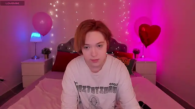 Snapshot of fiamoory chatting on March 9, 2025, 11:25 am fiamoory online show from March 9, 2025, 11:25 am