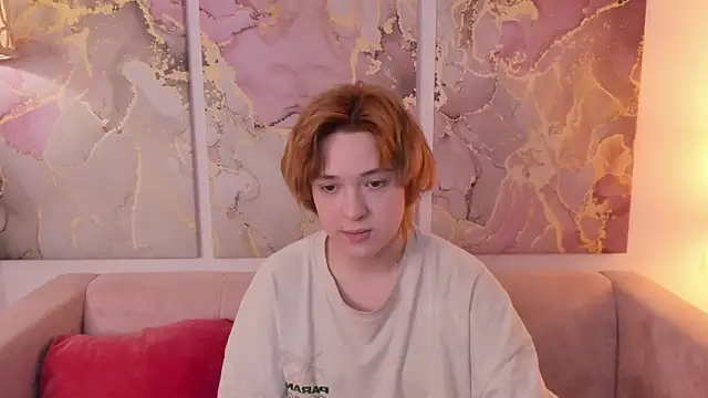 Snapshot of fiamoory chatting on March 17, 2025, 4:19 am fiamoory online show from March 17, 2025, 4:19 am