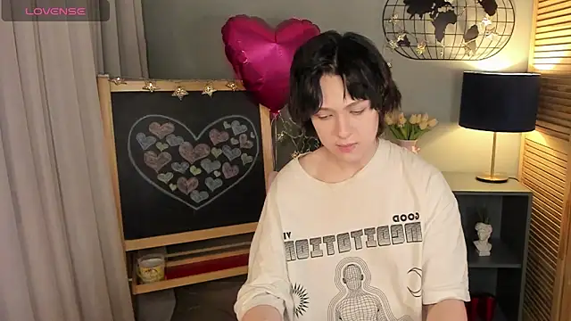 Snapshot of fiamoory chatting on March 19, 2025, 4:36 am fiamoory online show from March 19, 2025, 4:36 am