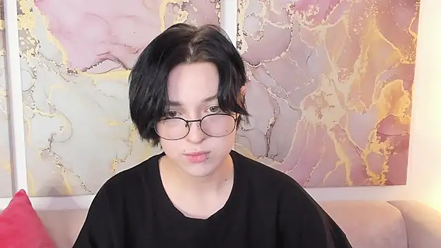 Snapshot of fiamoory chatting on October 11, 2025, 1:16 am fiamoory online show from October 11, 2025, 1:16 am