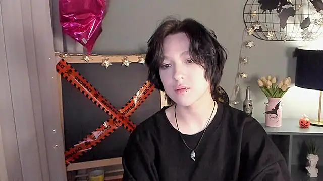 Snapshot of fiamoory chatting on October 28, 2025, 8:29 am fiamoory online show from October 28, 2025, 8:29 am