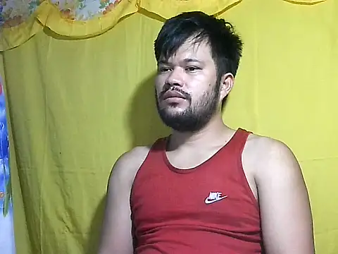 Snapshot of HairyHottestpinoyHandsome chatting on July 4, 2026, 12:39 am HairyHottestpinoyHandsome online show from July 4, 2026, 12:39 am