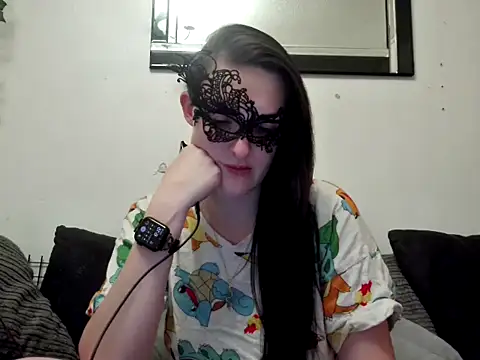 Snapshot of LexiSnowUK chatting on January 14, 2025, 6:17 pm LexiSnowUK online show from January 14, 2025, 6:17 pm