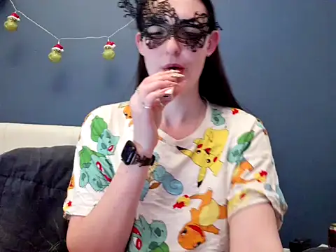 Snapshot of LexiSnowUK chatting on January 28, 2025, 11:50 pm LexiSnowUK online show from January 28, 2025, 11:50 pm