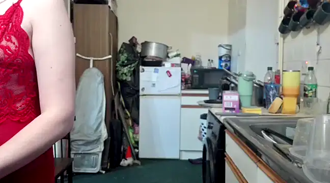 Snapshot of LexiSnowUK chatting on March 3, 2025, 5:39 pm LexiSnowUK online show from March 3, 2025, 5:39 pm