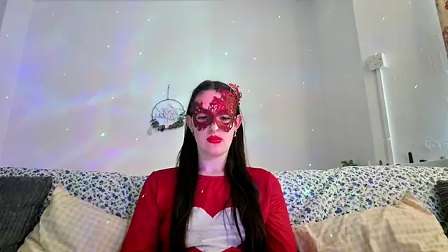 Snapshot of LexiSnowUK chatting on December 3, 2025, 10:24 am LexiSnowUK online show from December 3, 2025, 10:24 am