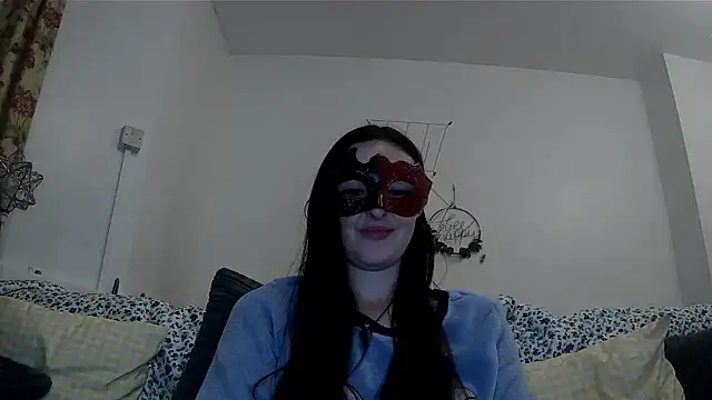 Snapshot of LexiSnowUK chatting on January 9, 2026, 9:49 pm LexiSnowUK online show from January 9, 2026, 9:49 pm