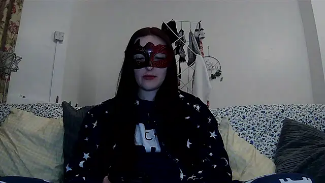 Snapshot of LexiSnowUK chatting on January 12, 2026, 9:42 pm LexiSnowUK online show from January 12, 2026, 9:42 pm