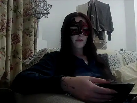 Snapshot of LexiSnowUK chatting on February 5, 2026, 9:41 pm LexiSnowUK online show from February 5, 2026, 9:41 pm