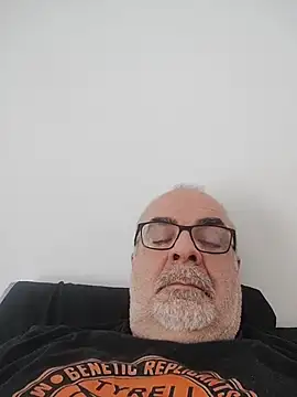 Satiro Sevilla online show from April 21, 2026, 7:25 am