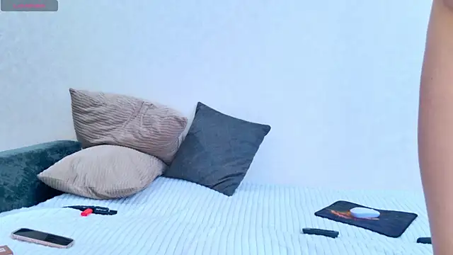 Snapshot of hard_candyy chatting on October 23, 2025, 9:08 am hard candyy online show from October 23, 2025, 9:08 am