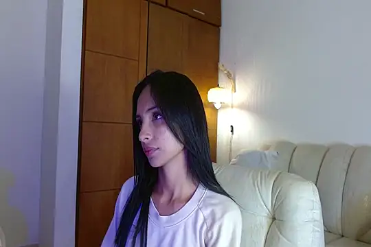 AnnitaSerna  online show from March 19, 2026, 3:54 am