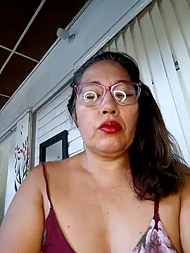anniecoopeer online show from February 5, 2025, 3:52 pm