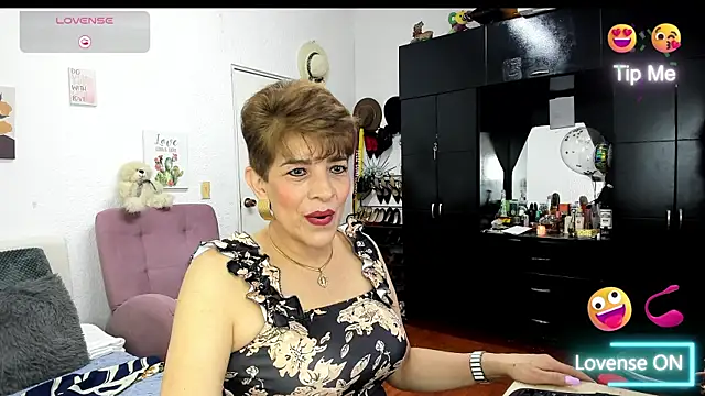 Angelina Stone 65 online show from January 14, 2026, 10:14 pm