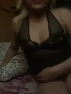 HoneyBdaQueen online show from December 20, 2024, 2:16 pm