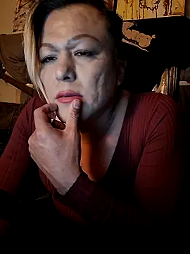 HoneyBdaQueen online show from April 2, 2026, 2:42 am