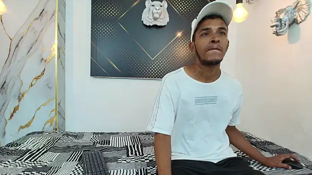 JordanAndAndrew online show from September 30, 2025, 8:47 pm