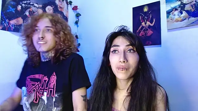 Snapshot of Asterothxznikki chatting on March 6, 2025, 6:19 am Asterothxznikki online show from March 6, 2025, 6:19 am