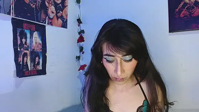 Snapshot of Asterothxznikki chatting on March 13, 2025, 7:09 am Asterothxznikki online show from March 13, 2025, 7:09 am