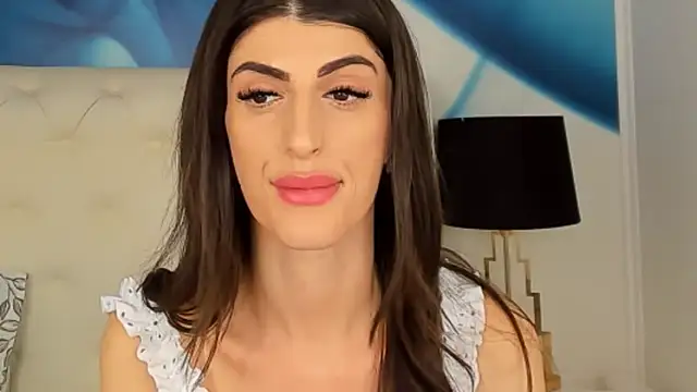 SkinnyDolly online show from March 12, 2025, 12:20 am