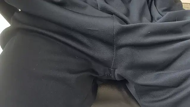 ken-pon online show from October 31, 2025, 5:30 am