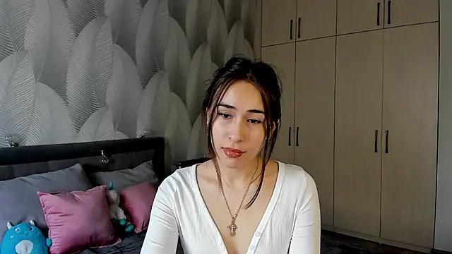 Bambiii bby online show from January 27, 2025, 7:56 am