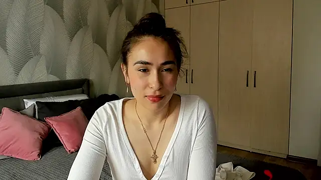 Bambiii bby online show from May 30, 2026, 5:15 am