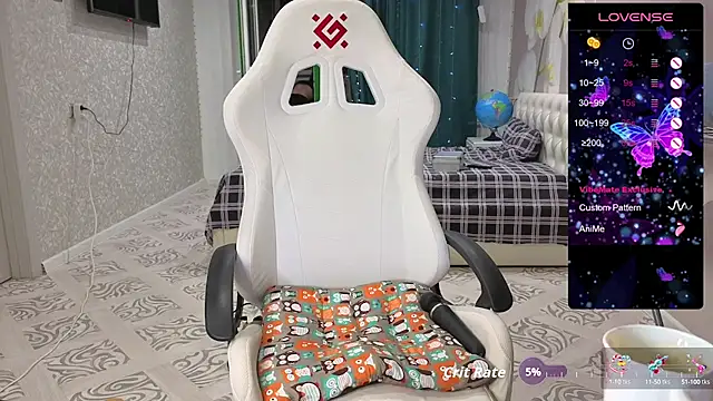 katerinapree online show from October 9, 2025, 5:55 pm